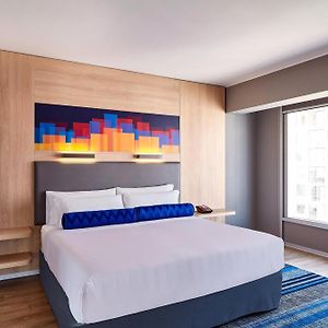 Corner King Suite